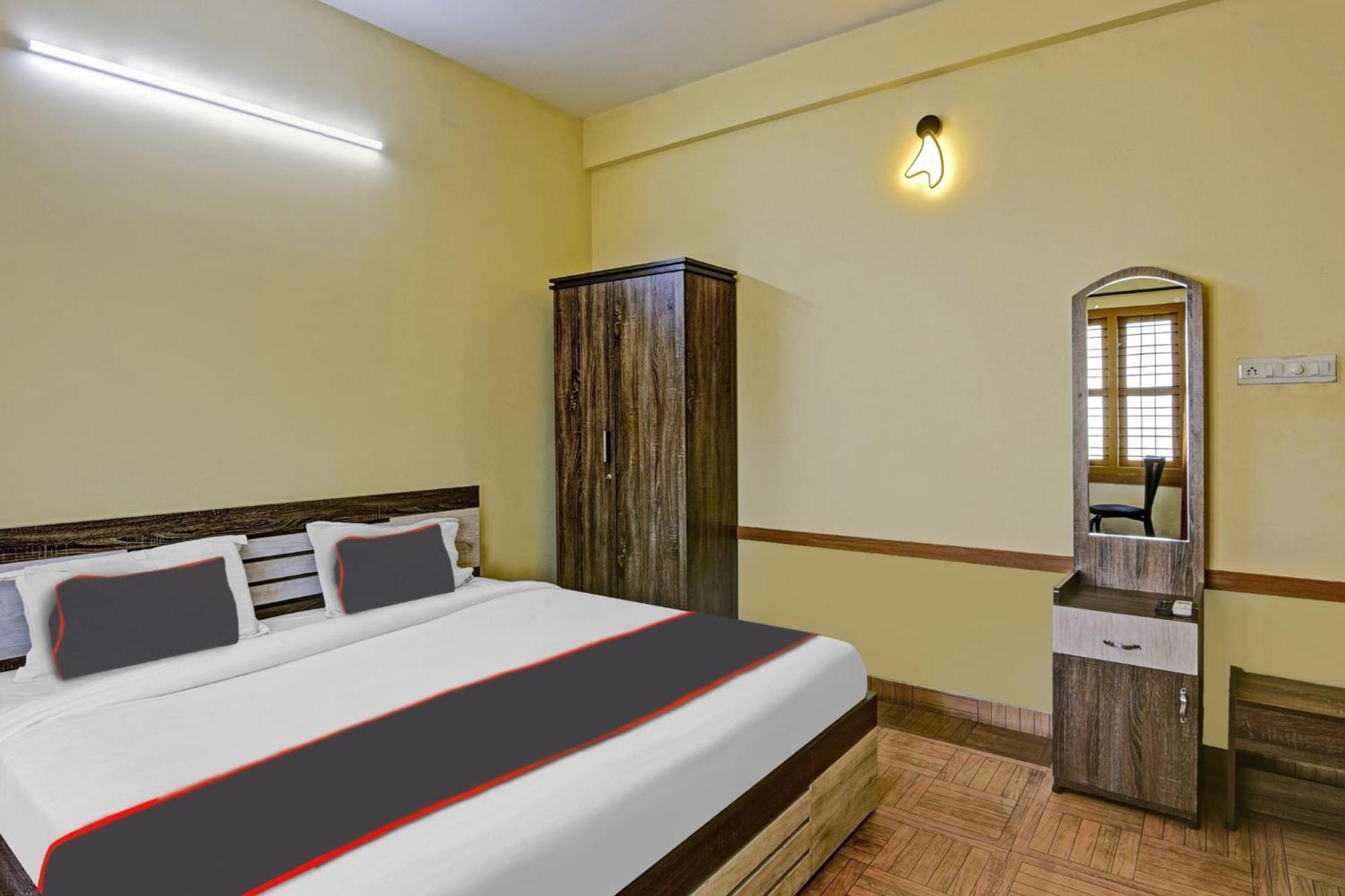 Collection O Express Suites Kakkayam المظهر الخارجي الصورة